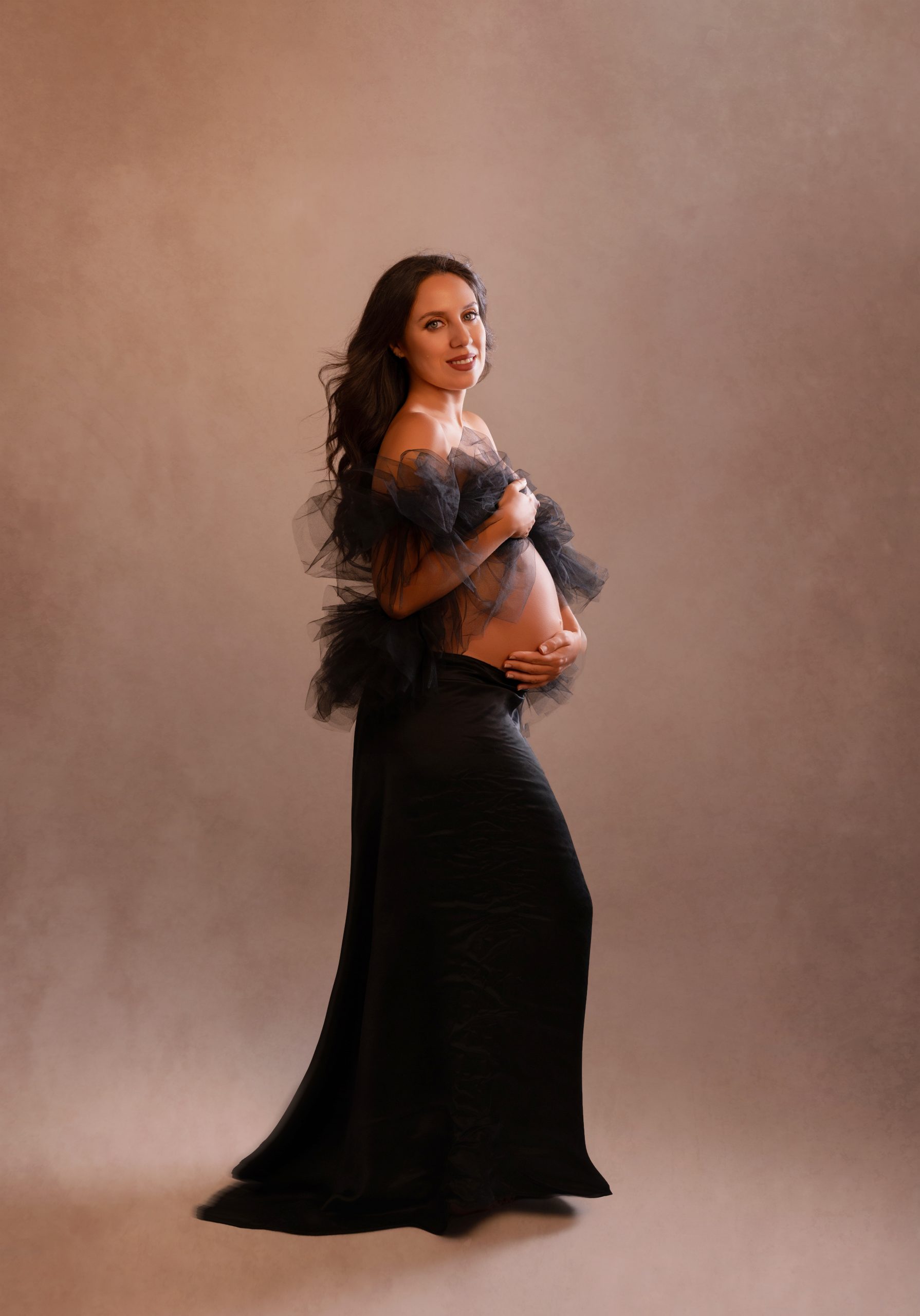 Sesión de maternidad en estudio, Mágicas Fotos